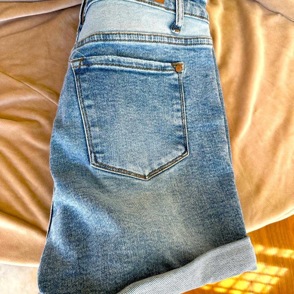 Judy Blue 2 tone jean shorts Large